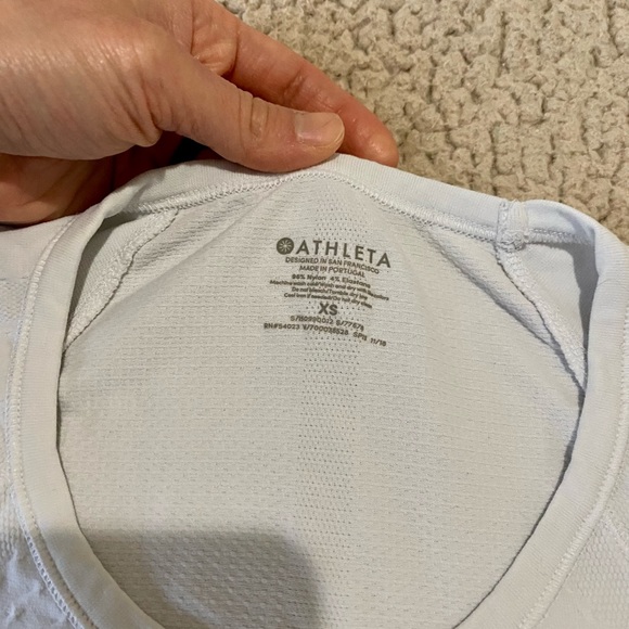 Athleta Speedlight tee - Picture 5 of 6